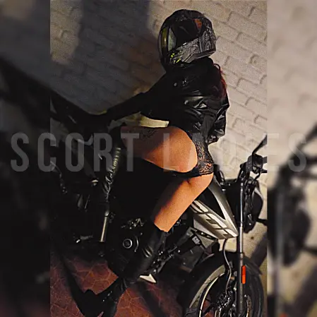 Abi, una escort de lujo que va a complacerte en todo