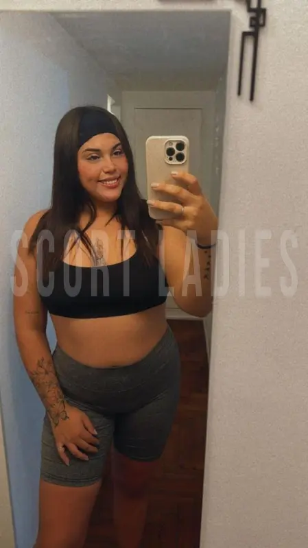 Daiana es una morocha muy linda de Cordoba